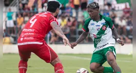 Tuna até jogou bem no segundo tempo, mas não converteu em gols