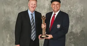 Oscar Schmidt, o icônico "Mão Santa" e suas conquistas memoráveis.