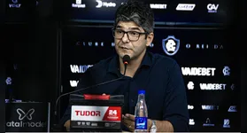 Na entrevista realizada nesta segunda-feira (30), o executivo de futebol Luis Vagner Vivian, esclareceu a situação de alguns jogadores do elenco azulino.