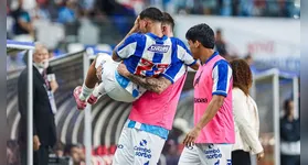 O volante Brian Macapá se lesiona em partida e descobre que não precisa de cirurgia.