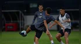 Clube do Remo se prepara para desafios importantes: os bastidores da viagem e os 24 atletas em busca da vitória.