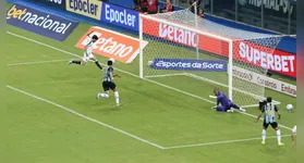 O gol perdido de Talliari pelo Clube do Remo