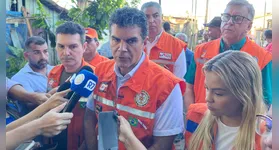 O ministro das Cidades, Jader Filho; o governador do Pará, Helder Barbalho; e a prefeita de Marituba, Patrícia Alencar visitaram comunidades afetas pelas chuvas.