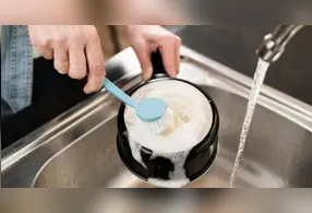 Técnica fácil e prática para evitar manchas e problemas com as panelas