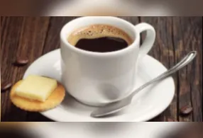 Aquele cafezinho após almoço não faz tão bem assim