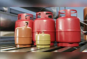 Deixar o gás "meio aberto" pode causar incêndios e explosões.