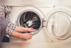 Acúmulo de resíduos de sabão, amaciante, fiapos e sujeira pode comprometer o desempenho do aparelho