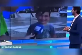 O garoto participou de uma reportagem e surpreendeu telespectadores com a confusão