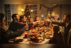 A escolha da cor natalina pode considerar fatores práticos como clima, estilo pessoal e tipo de evento.