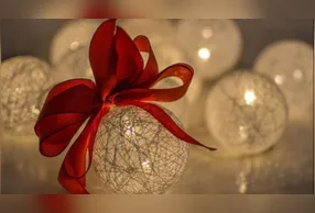 Dicas para economizar na decoração natalina