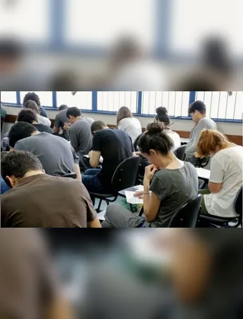 Ao todo, são mais de 40 vagas distribuídas entre unidades da universidade.
