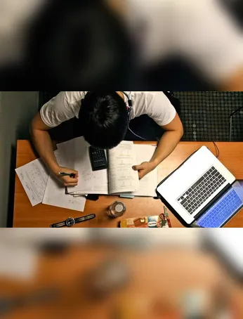 O certame vai selecionar profissionais para duas áreas distintas, sendo as oportunidades divididas entre cargos de professor e funções administrativas da Secretaria.