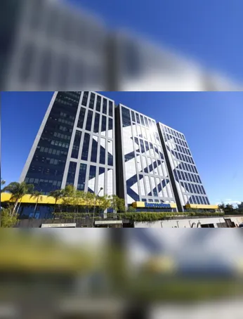 Os candidatos precisam estar matriculados na rede regular de ensino, seja pública ou particular com bolsa.