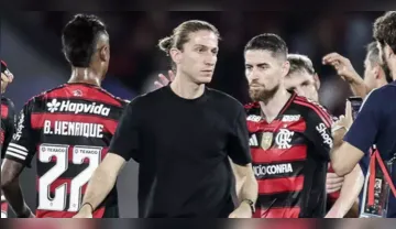 Imagem ilustrativa da imagem Demissão de Filipe Luís gera revolta e racha no Flamengo
