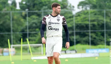 Imagem ilustrativa da imagem Quintana volta a ficar à disposição do Paysandu para o Parazão