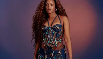 Imagem ilustrativa da imagem IZA é flagrada em clima de romance com ator da Globo; saiba quem!