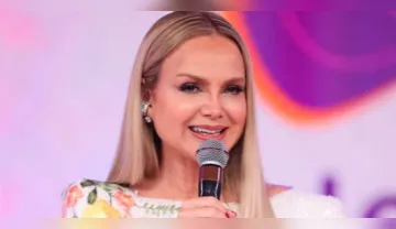 Imagem ilustrativa da imagem Eliana revela que fez terapia sexual para mudar imagem