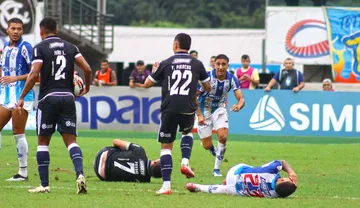 Imagem ilustrativa da imagem Paysandu reclama da não expulsão de Pikachu e critica árbitro FIFA