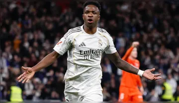 Imagem ilustrativa da imagem Real Madrid vence com show de Vini Jr. e garante liderança do Espanhol