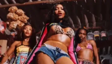 Imagem ilustrativa da imagem Gaby Amarantos dança funk e brega no Vidigal