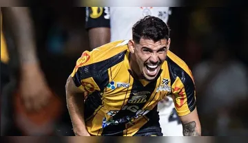 Imagem ilustrativa da imagem Remo encaminha contratação do lateral-esquerdo Mayk