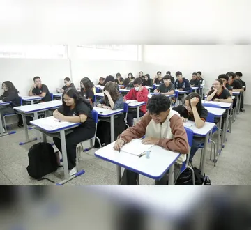 Imagem ilustrativa da imagem Prazo para matrícula na rede estadual encerra na sexta-feira, 30