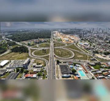 Imagem ilustrativa da imagem Acidente provoca longo congestionamento na avenida Júlio César, em Belém