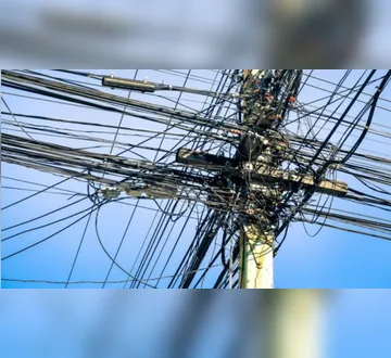 Imagem ilustrativa da imagem Operação policial encontra suspeita de furto de energia em Icoaraci