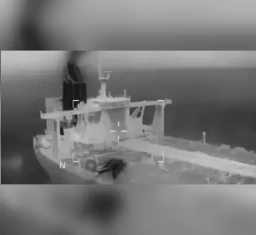 Imagem ilustrativa da imagem Rússia acusa EUA de violar direito marítimo após interceptação de petroleiro