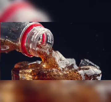 Imagem ilustrativa da imagem Refrigerantes com urina de corretor é retirado de supermercado