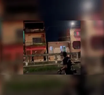 Imagem ilustrativa da imagem VÍDEO: imagens mostram tiroteio durante assalto com refém na Pedreira