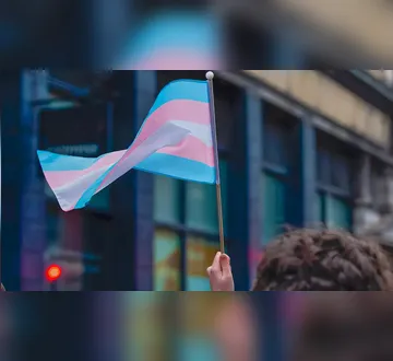 Imagem ilustrativa da imagem Estágio remunerado e serviços gratuitos: população trans ganha ação em Belém