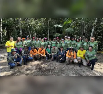 Imagem ilustrativa da imagem Trilha Ecológica leva profissionais de saúde à natureza