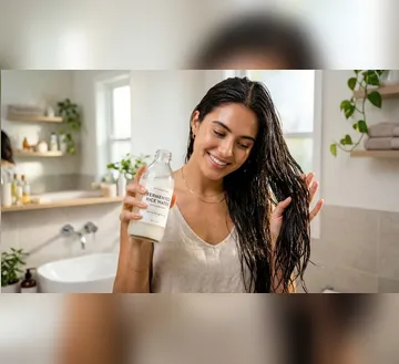 Imagem ilustrativa da imagem Água de arroz no cabelo: conheça os benefícios e os cuidados da técnica milenar
