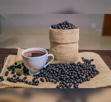 Imagem ilustrativa da imagem Anvisa proíbe "Café de Açaí", azeite e outros produtos culinários no Brasil