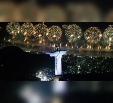 Imagem ilustrativa da imagem Réveillon com shows e queima de fogos reúne 5,1 milhões no Rio