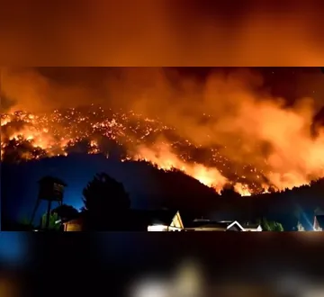 Imagem ilustrativa da imagem Incêndio florestal de grandes proporções atinge a Patagônia&nbsp;
