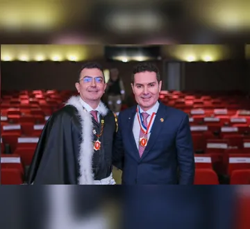 Imagem ilustrativa da imagem MP condecora ministro Jader Filho com Colar de Mérito Institucional