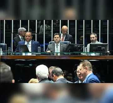 Imagem ilustrativa da imagem Senado aprova PL da Dosimetria e projeto seguirá para sanção presidencial