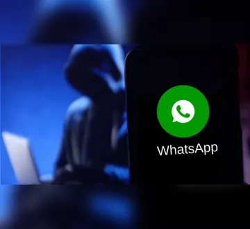 Imagem ilustrativa da imagem Novo golpe do WhatsApp rouba dados fingindo 'ser Facebook'