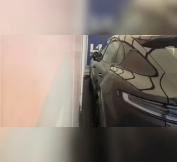 Imagem ilustrativa da imagem Carro de luxo de quase R$ 1 milhão é apreendido na divisa do Pará