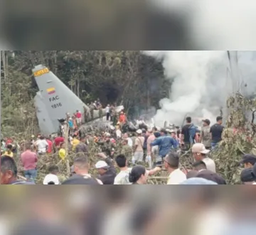 Imagem ilustrativa da imagem Sobe número de mortos em queda de avião militar na Colômbia