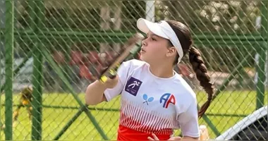 Maria Antônia Mendes, promessa do tênis, brilha no Pará e no Brasil
