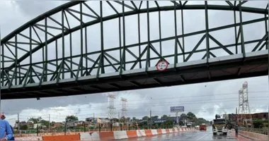 Veículos de pequeno porte seguirão normalmente, enquanto caminhões e ônibus serão desviados.