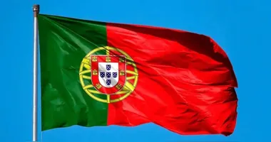 Uma pesquisa realizada às vésperas do primeiro turno mostrava que Seguro derrotaria Ventura por 49% a 29% num eventual segundo turno.