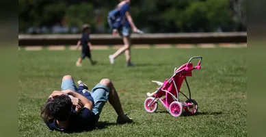 Imagem ilustrativa da imagem Ampliação da licença-paternidade será aprovada nesta terça, 31