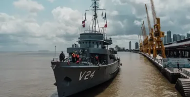 Imagem ilustrativa da imagem Marinha do Brasil abre a Corveta Solimões para visitação pública em Belém