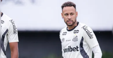 Imagem ilustrativa da imagem Neymar joga? Veja onde assistir, horário e escalações&nbsp;