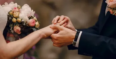 Imagem ilustrativa da imagem Três signos têm chances de casamento em 2026, apontam astrólogos