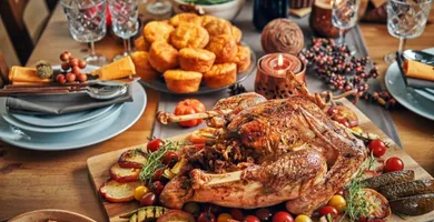 Imagem ilustrativa da imagem De jejum a chás: como desintoxicar o corpo se exagerou no Natal